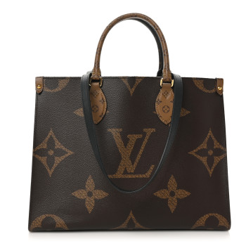 LOUIS VUITTON Reverse Monogram Giant Onthego MM