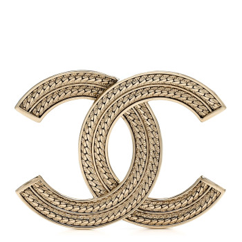 CHANEL Metal CC Brooch Gold