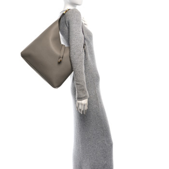 CHLOE Grained Calfskin Marcie Hobo Bag Motty Grey