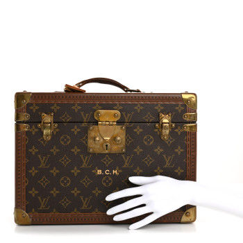 LOUIS VUITTON Monogram Boite Pharmacie Toiletry Case