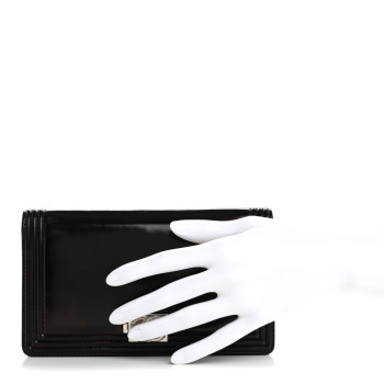 CHANEL Glazed Calfskin Boy Yen Wallet Black