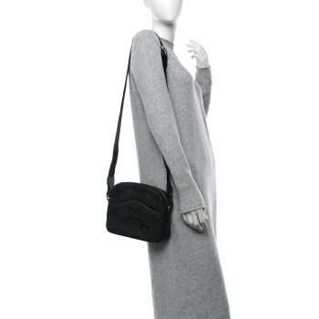 GUCCI Monogram Jumbo GG Textured Dollar Calfskin Web Messenger Shoulder Bag Black