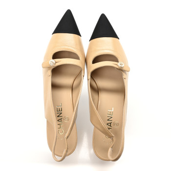 CHANEL Shiny Lambskin Grosgrain Pointed Toe CC Slingback Pumps 40 Beige Black