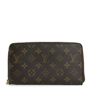 LOUIS VUITTON Monogram Zippy Organizer Wallet