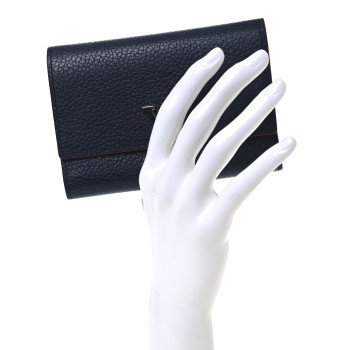 LOUIS VUITTON Taurillon Capucines Compact Wallet Marine Rouge LOUIS VUITTON Taurillon Capucines Compact Wallet Marine Rouge