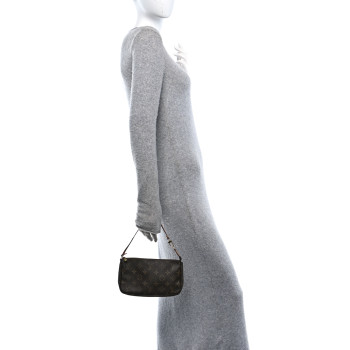 LOUIS VUITTON Monogram Pochette Accessories