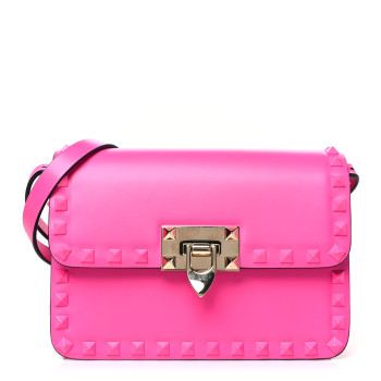 VALENTINO GARAVANI Smooth Calfskin Enamel Tonal Small Rockstud23 Shoulder Bag Pink PP