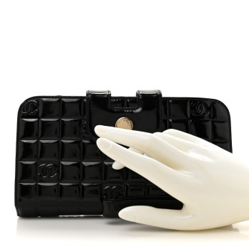 CHANEL Patent Chocolate Bar Wristlet Wallet Black