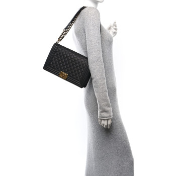 CHANEL Caviar Quilted New Medium Boy Flap Black