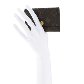LOUIS VUITTON Monogram 6 Key Multicles Holder