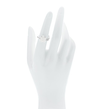 CHANEL 18K White Gold Diamond Agate Camellia Ring 52 6 CHANEL 18K White Gold Diamond Agate Camellia Ring 52 6