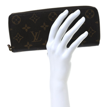 LOUIS VUITTON Monogram Clemence Wallet Fuchsia