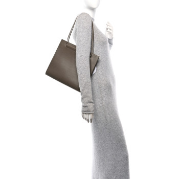 LOUIS VUITTON Epi Saint Tropez Pepper