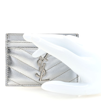 SAINT LAURENT Metallic Grain De Poudre Matelasse Chevron Monogram Credit Card Case Argento