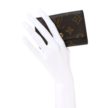 LOUIS VUITTON Monogram 6 Key Multicles Holder