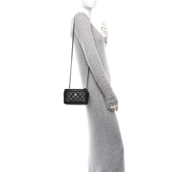 CHANEL Caviar Quilted Small Vanity Case With Chain Black