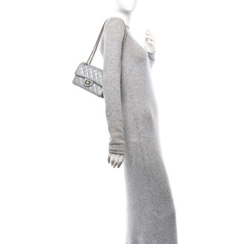 CHANEL Metallic Grained Calfskin Quilted 2.55 Reissue Mini Flap Silver