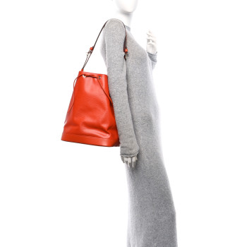LOUIS VUITTON Epi Noe NM Piment