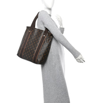 LOUIS VUITTON Monogram Cabas Beaubourg