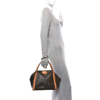 LOUIS VUITTON Monogram Marais MM