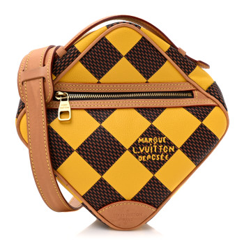LOUIS VUITTON Damier Pop Chess Messenger Jaune Mat