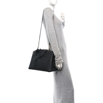 LOUIS VUITTON Empreinte Monogram Giant Grand Palais Black