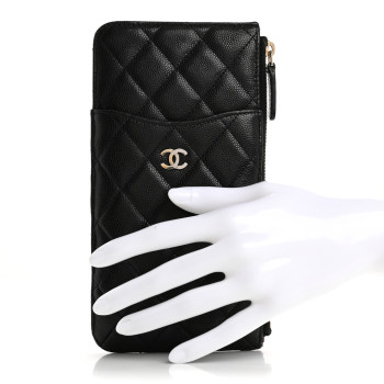 CHANEL Iridescent Caviar Quilted Classic Flat Wallet Pouch Black