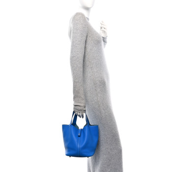 HERMES Taurillon Clemence Picotin Lock 22 MM Bleu Hydra
