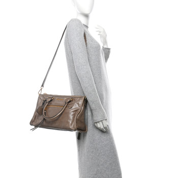 MIU MIU Vitello Shine Zip Tote Ginuco