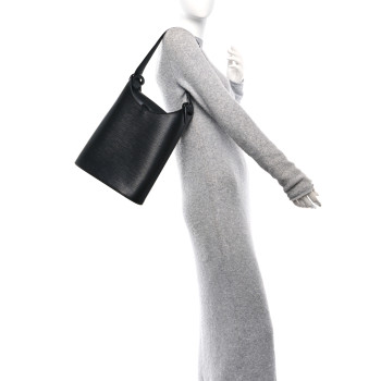 LOUIS VUITTON Epi Verseau Black