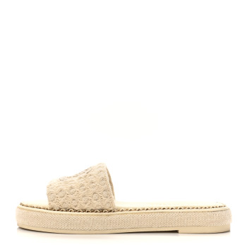 CHANEL Wool Alpaca Chain CC Slide Sandals  39 Ivory