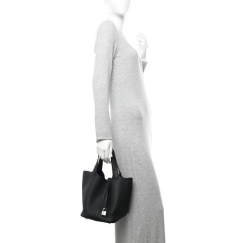HERMES Taurillon Clemence Picotin Lock 22 MM Black