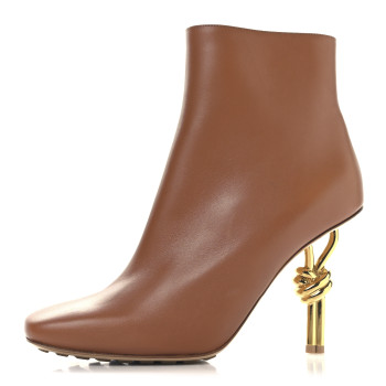 BOTTEGA VENETA Calfskin Knot Ankle Boots 40 Wood