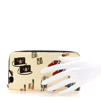 LOUIS VUITTON Vernis Stickers Zippy Wallet