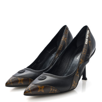 LOUIS VUITTON Patent Monogram Archlight Pumps 37 Black