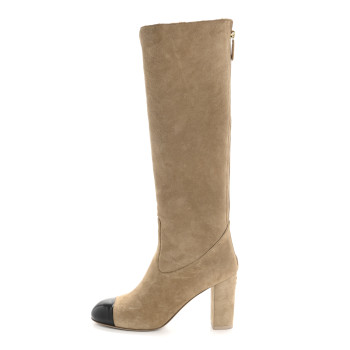 CHANEL Suede Lambskin Shiny Calfskin Sherpa CC High Boots 38.5 Light Beige Black