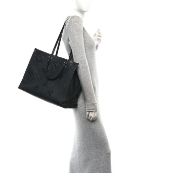 LOUIS VUITTON Empreinte Monogram Giant Onthego GM Black