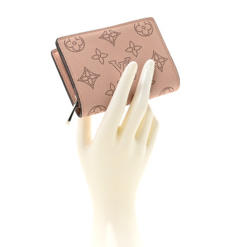 LOUIS VUITTON Mahina Clea Wallet Magnolia