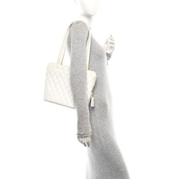 CHANEL Caviar Quilted Shoulder Bag White