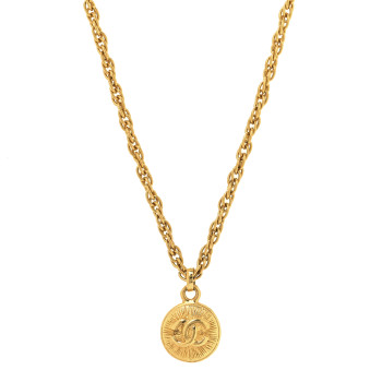 CHANEL CC Medallion Choker Chain Necklace Gold