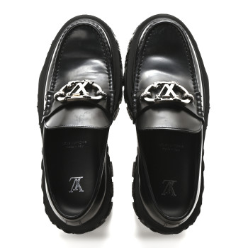 LOUIS VUITTON Calfskin Baroque Mens LV Loafers 9 Black