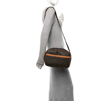 LOUIS VUITTON Monogram Reporter PM