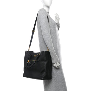 PRADA Vitello Daino Shopping Tote Black