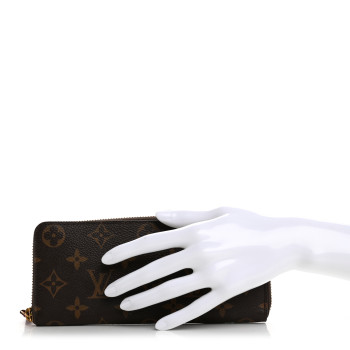 LOUIS VUITTON Monogram Clemence Wallet Fuchsia