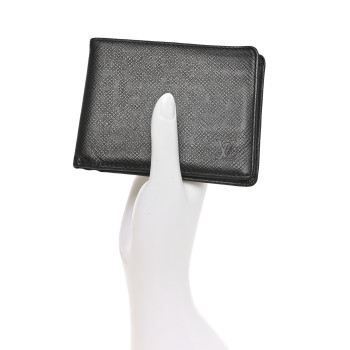 LOUIS VUITTON Taiga Slender Wallet Black