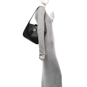 LOUIS VUITTON Epi Reverie Black