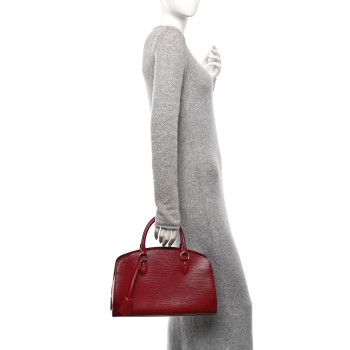 LOUIS VUITTON Epi Pont Neuf PM Rubis LOUIS VUITTON Epi Pont Neuf PM Rubis