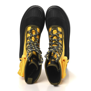 FENDI Nylon Baguette Domino 50mm Biker Boots 40 Mimosa Black