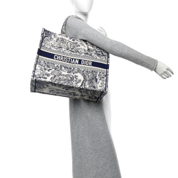 CHRISTIAN DIOR Canvas Embroidered Large Dioriviera Toile De Jouy Book Tote Blue