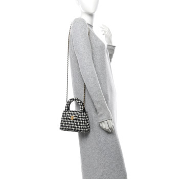 CHANEL Tweed Houndstooth Quilted Nano Kelly Shopper Black White